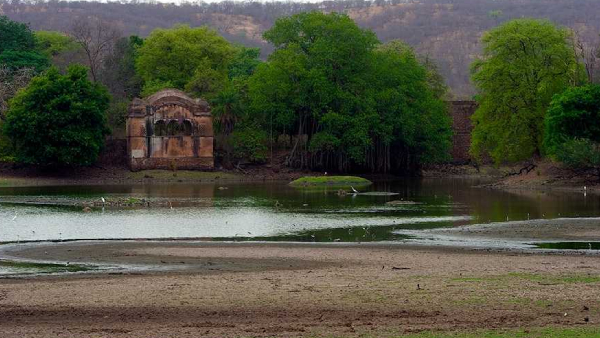 Raj-Bagh-Ruins (4)